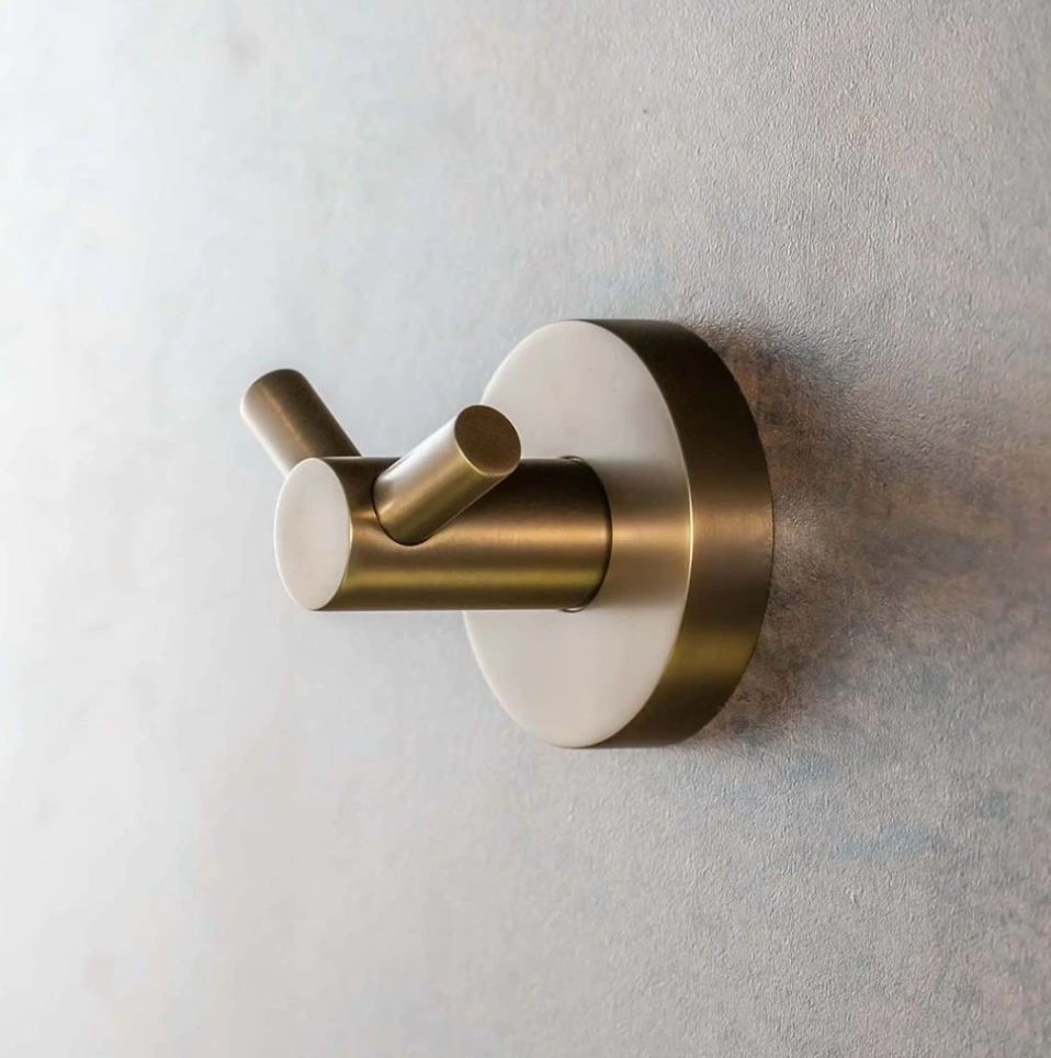 Ganċ doppju għall-hwejjeg AMBER