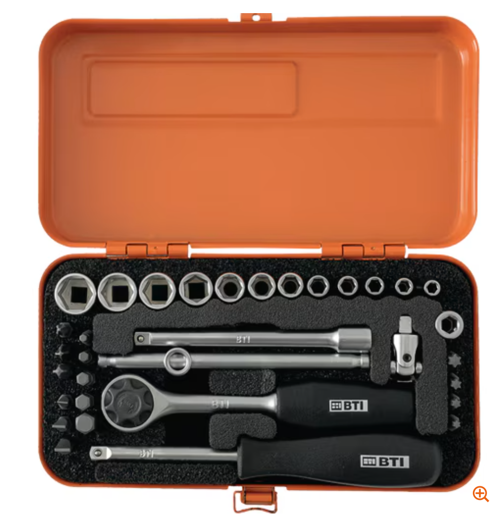 Jeu de 34 clés à douille