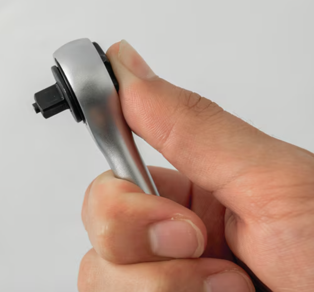 Jeu de 34 clés à douille